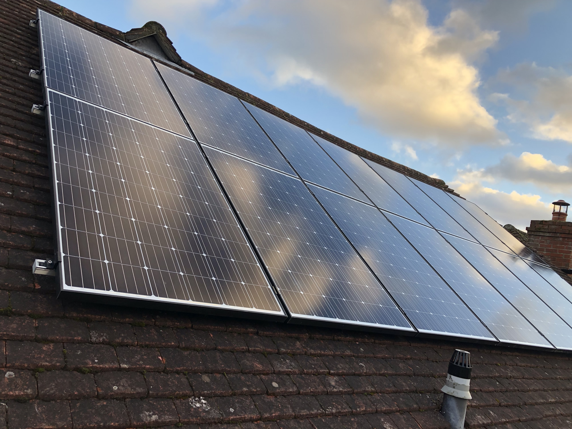 solar_panels_on_roof